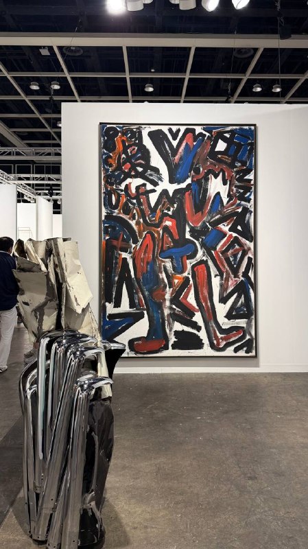 Art Basel Hong Kong 2026 Рабочая поездка по Китаю привела нас из Шэньчжэня в Гонконг. Визит на Art Basel вместе с заказчиками стал важным этапом ис... - изображение 8 - art, basel, hong