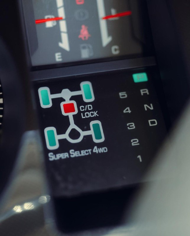 Mitsubishi Pajero Evolution '97 8