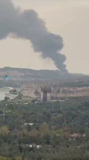 דובר מכבי האש של טהראן: העשן שנצפה בשמי מערב טהראן נגרם כתוצאה משריפה של בניין בבנייה בכביש המהיר שאהיד לשקרי.