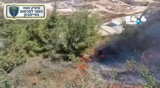 🇮🇱 דיווח על תאונת דרכים ביצהר רכב נפל מגובה ועולה באש.