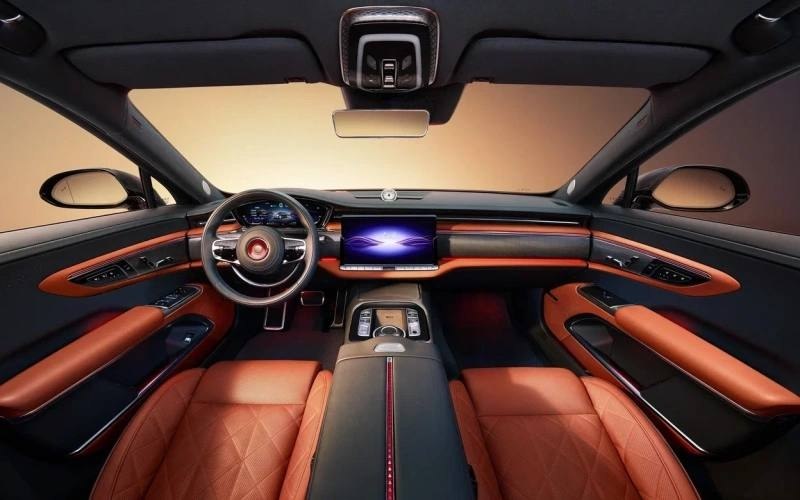 В России стартовали продажи «убийцы Maybach» Hongqi Guoya за ₽30 миллионов. 3