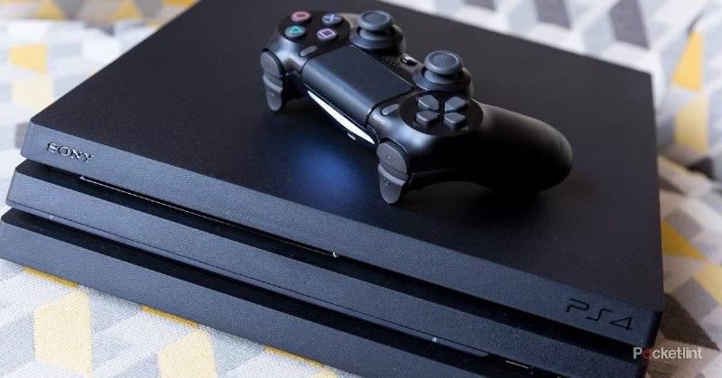 იყიდება playstation 4 pro 1TB 550ლ — фото 1