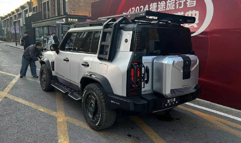 Jetour T2 получил новую версию в стиле Land Rover Defender 2