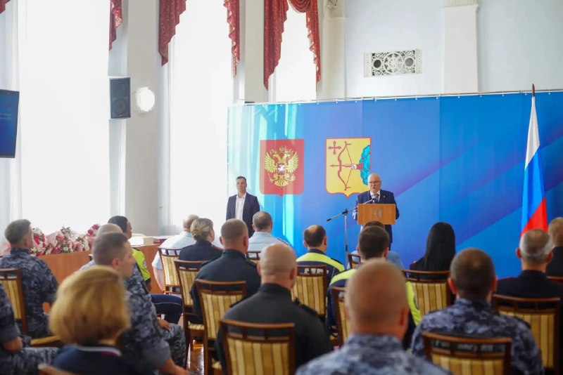Губернатор Кировской области наградил участников преодоления бензинового кризиса