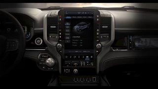 Пикап Ram 1500 получит электрифицированную версиюRam 1500 Ramcharger получит два