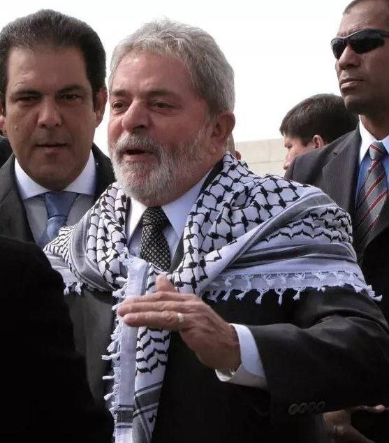 תבוסה של המועמד שנתמך על ידי טראמפ בברזיל לולה דה סילבה בת ה-80, הנשיאה הנוכחית של ברזיל, ניצחה בסיבוב השני…