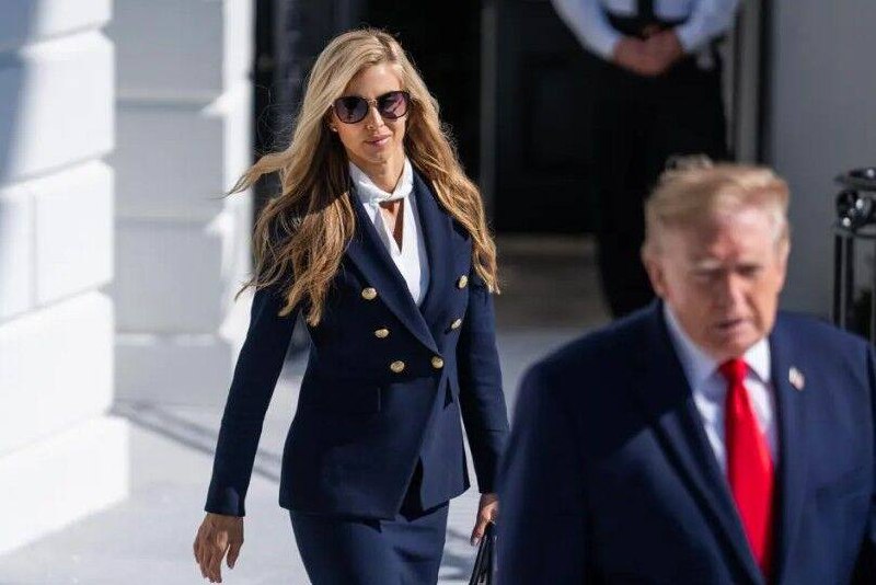 The new White House spokesman didn't show up, he was accused of breaking the law The new White House press secretary, Kitty Zakaria, was accused of breaking the law because she presented herself as a lawyer while failing the bar exam. Irena Jahan.
