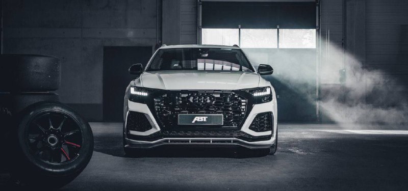 Мощнее Lamborghini Urus: представлен самый быстрый кроссовер Audi RS Q8 5