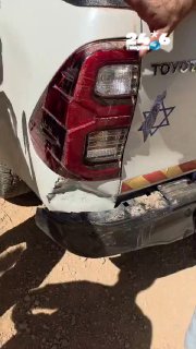 🇮🇱 Sponsored by the Harvester: Arabs threw stones this morning and damaged the car of a resident of Emek Doron in Samaria after arriving from the village of Deir Istiya with anarchists from the extreme left. One of the Arabs threatened a resident with a chainsaw.
