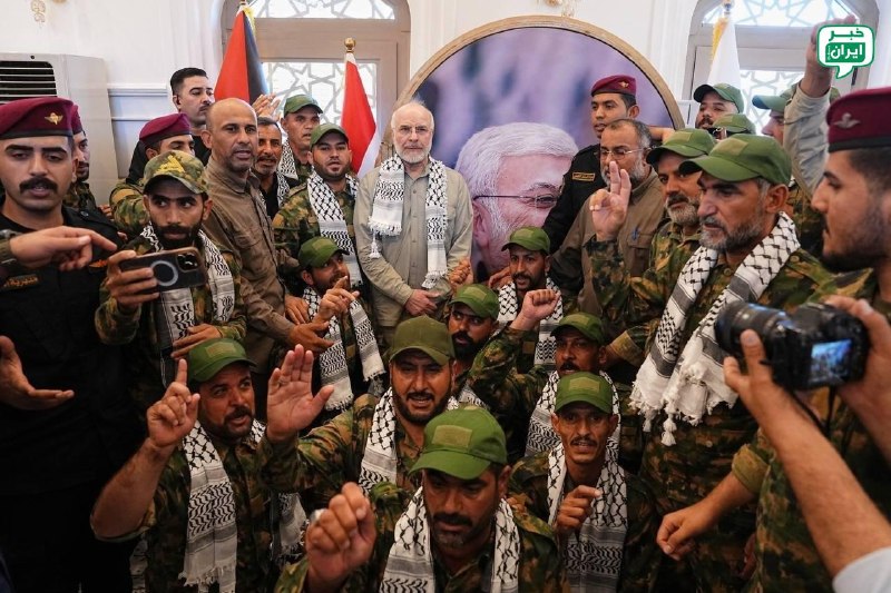 خبر اهواز: تصویری از قالیباف در جمع رزمندگان حشدالشعبی @ahvaz_news24
