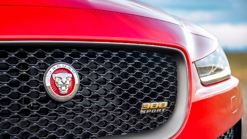 Jaguar бьёт BMW по гарантии — но кому это вообще нужно?С 2026 года Jaguar предла