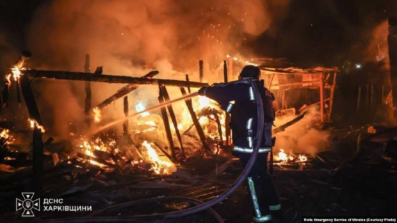 חמישה בני אדם נפצעו בתקיפת כטב"מ רוסי בחרקוב בליל שבת, 31 באוקטובר, תקפו כטב"מים רוסיים מגזר פרטי בחרקוב, 1…