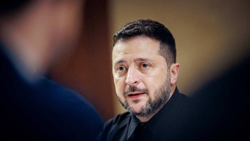 روزنامه دنیای اقتصاد: مخالفت زلنسکی با برگزاری انتخابات✍️کسری غفوری🔺دنیای اقتصاد: ولودیمیر زلنسکی درخواست وزیر دفاع پیشین خود برای برگزاری انت