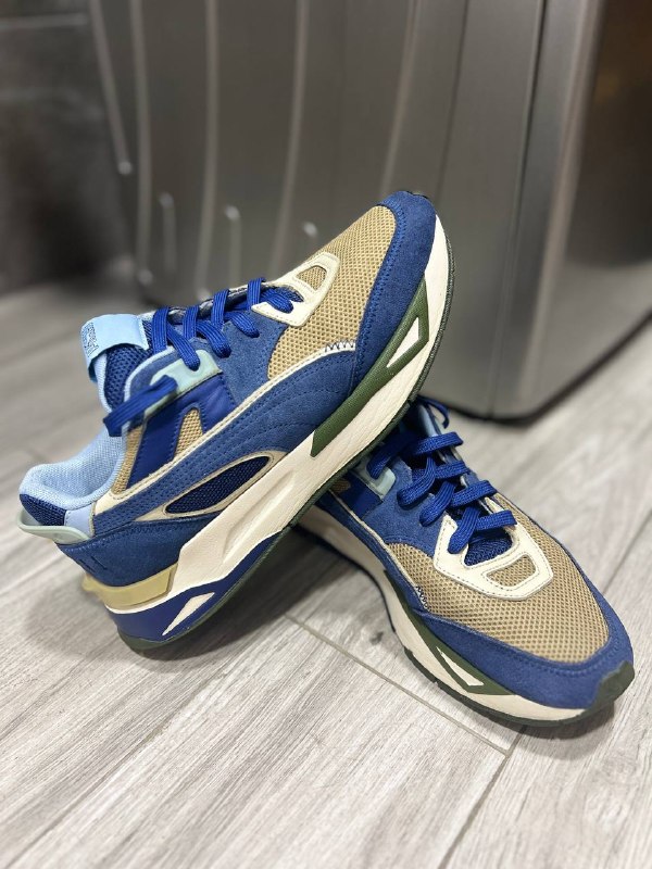 Кроссовки Puma оригинал. Размер 42. Цена 70 лари. Состояние хорошее, визуально как новые, подошва не — фото 1