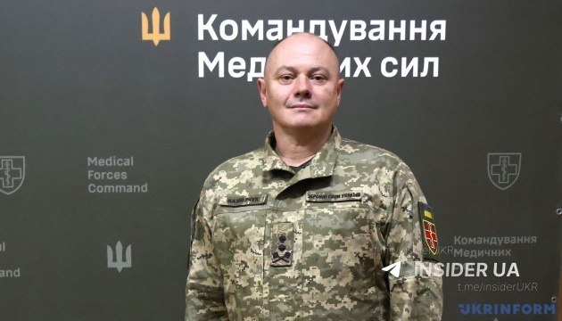 За попередньою інформацією, звільнено командувача Медичних сил ЗСУ Анатолія Казмирчука та начальника штабу Сухопутних військ Олександра Грузевича