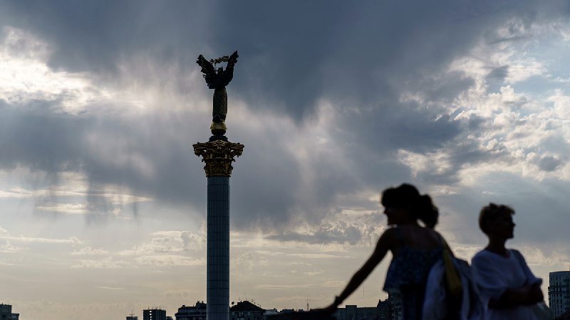 Zelenskyy addresses Ukrainians in Kyiv as Moscow airspace blocked