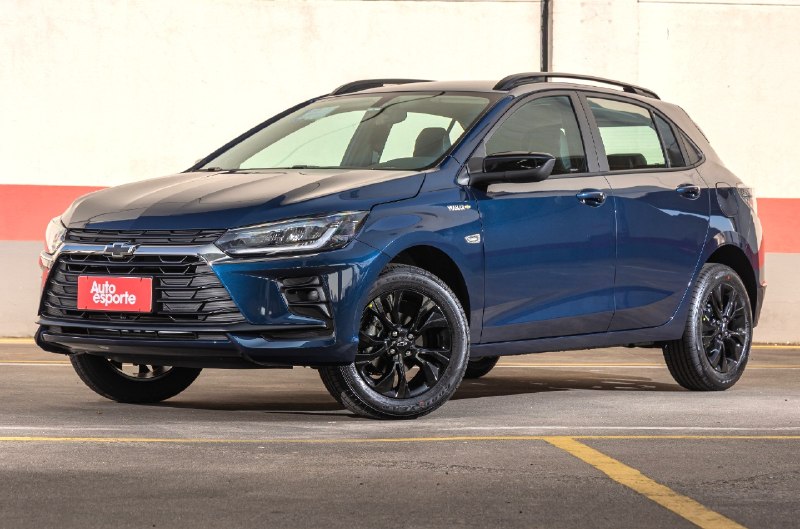 🚗💬 В мире, где каждый хэтч пытается выглядеть как мини‑SUV, Chevrolet решает и
