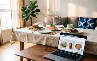 Ваш интернет-магазин товаров для дома – невидимка? Как сделать его центром притяжения покупателей⚪️ Читать статью ⚪️Привлекаем покупателей в интернет-магазин товаров для дома с помощью SEO, визуального сторителлинга, нативных интеграций и триггерных рассыл