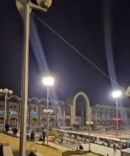 לפי דיווח: מתוך חדר התפילה שבו תיערך התפילה על מנהיגנו הסייד ההרוג עלי אל-חוסייני חמינאי (שאלוהים ירצה עליו…