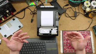 Рубрика «DOOM запустили на...» чековом принтере EpsonЭнтузиаст с YouTube-канала Bringus Studios превратил стандартный POS-принтер для чеков в монитор для культового шутера. Видеосигнал преобразуется в чёрно-белые точки, и каждый новый кадр появляется на вы