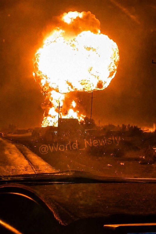 خبرفردا: 🔺 آتش‌سوزی گسترده در سلیمانیه عراق بر اثر انفجار یک مخزن سوختمعاون مدیر بهداشت سلیمانیه در شمال عراق:🔸 بر اثر انفجار در 
