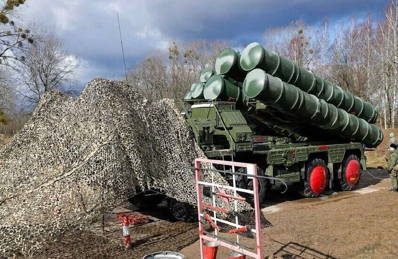 דיווח: טורקיה בוחנת מכירת מערכת S-400 למדינה שלישית