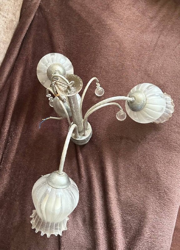 Продается антикварная люстра, 1980 года, стекло❗️, цена: 45 лари по всем вопросам в лс +7 904 426-0