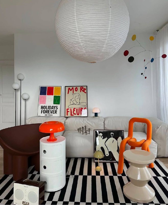 Смотрите, как классно чёрно-белый ковер разбавляет интерьер Кстати, ковер из Икеи, нашла такой на Яндекс Маркете - ссылка Please open Telegram to v... - изображение 5 - ковер, telegram, view