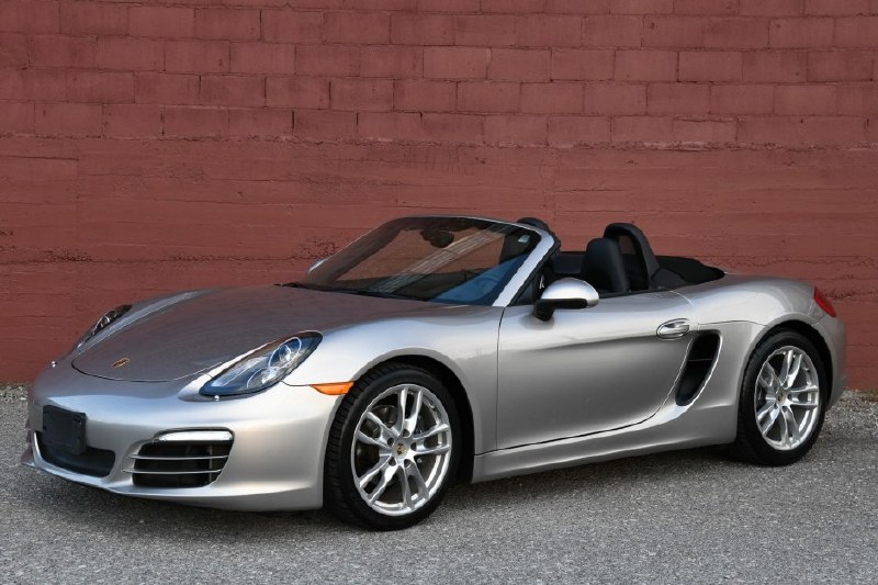 🚗✨ Porsche Boxster 2013: сокровище в серебристом блеске!Порше возвращает нас в