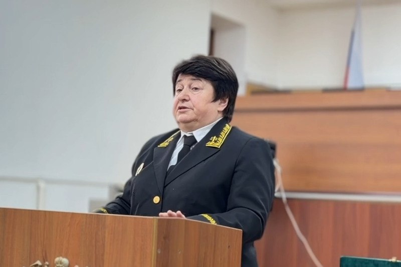 В Верховном суде Дагестана проводили в почетную отставку судей Джарият Гасанову и Аслана Мирзаметова — в связи с достижением ими предельного возраста,  фото