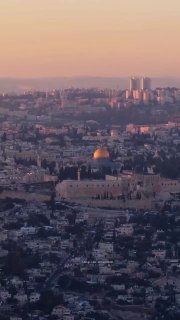 مشاهد جوية توثّق البلدة القديمة والمسجد الأقصى