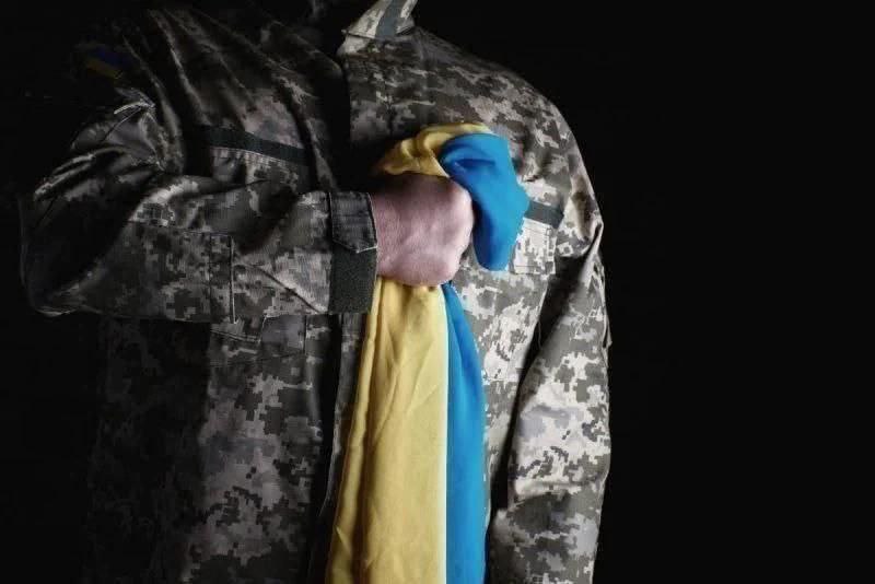 Щоранку о 9:00 Україна хвилиною мовчання вшановує пам'ять загиблих у війні