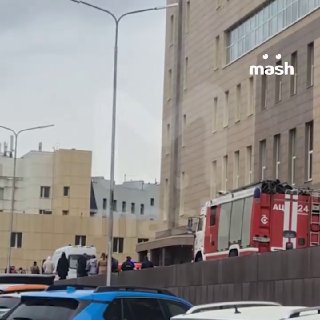 Четыре человека отравились химической жидкостью в бассейне фитнес-клуба "СССР" в Москве. По данным Mash, произошла утечка химиката на основе хлора в комплексе на юге столицы. Отравились четверо — посетители и сотрудники. 30 человек эвакуировали. UPD. Двух 