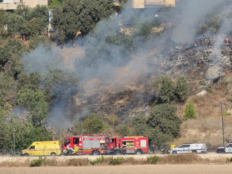 "News without censorship" Hebrew: perhaps; An Israeli light plane crashed near Wadi Kara in the Wadi Ara region in the north, and the rescue forces were on their way to the scene.
