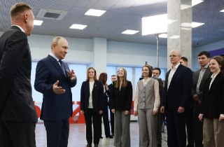 Более тысячи студентов из Сибири, Урала и Поволжья могли вступить в беспилотные войска. Что известно о списке «Хочу жить»Украинский проект «Хочу жить» опубликовал 3 июня список из 1059 студентов российских вузов, техникумов и колледжей, которые подписали к