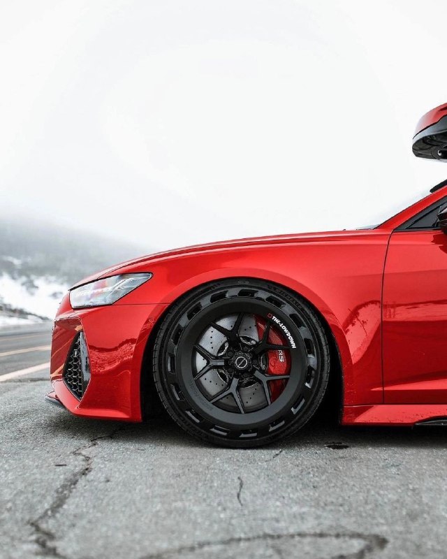 Audi RS6 Avant 4