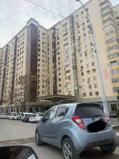 Срочно сотилади Яккасарой туйхона 300,400 расстояние