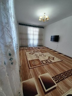 Тезда ,Рохат Барданкулда 3 хонали квартира сотилади