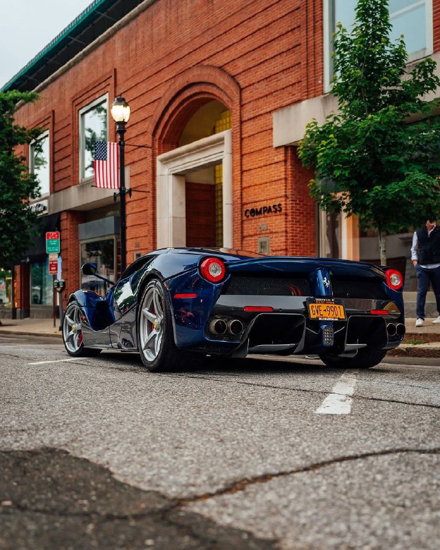 Ferrari LaFerrari 2