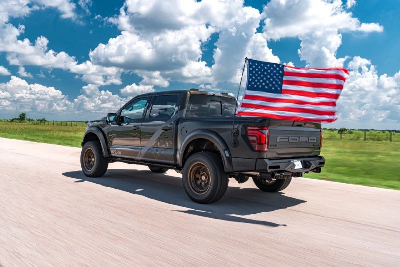 Hennessey сделала спецверсии Ford Bronco Raptor и F-150 Raptor в честь дня независимости США 2