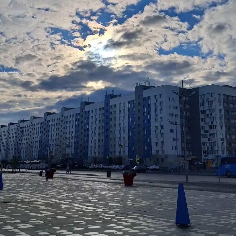 ЧП Новый Уренгой: 🍂 Сегодня последний день календарного лета. Вроде бы ещё тепло, но в воздухе уже чувствуется осень.Поделитесь, как оно п