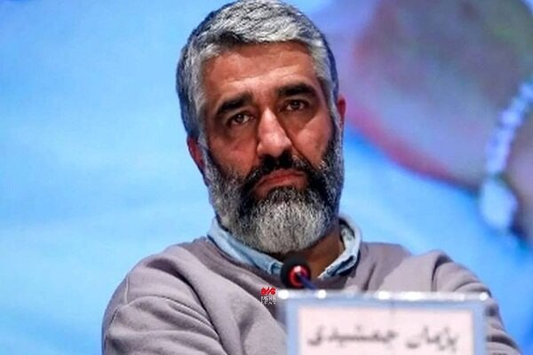 روزنامه ایران: ⭕ خبر اجرای حکم پژمان جمشیدی تکذیب شدوکیل پژمان جمشیدی:🔹 پرونده پژمان جمشیدی به مرحله اجرا درنیامده است. پژمان از اتهام