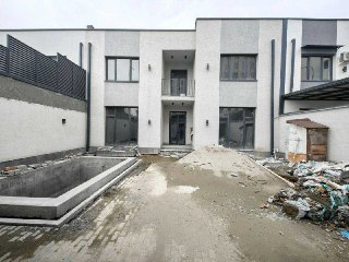Продаётся коттедж в районе Алфраганус.