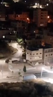 מקורות מקומיים: כוחות הכיבוש מסתערים על העיר שכם ממחסום דיר שרף.