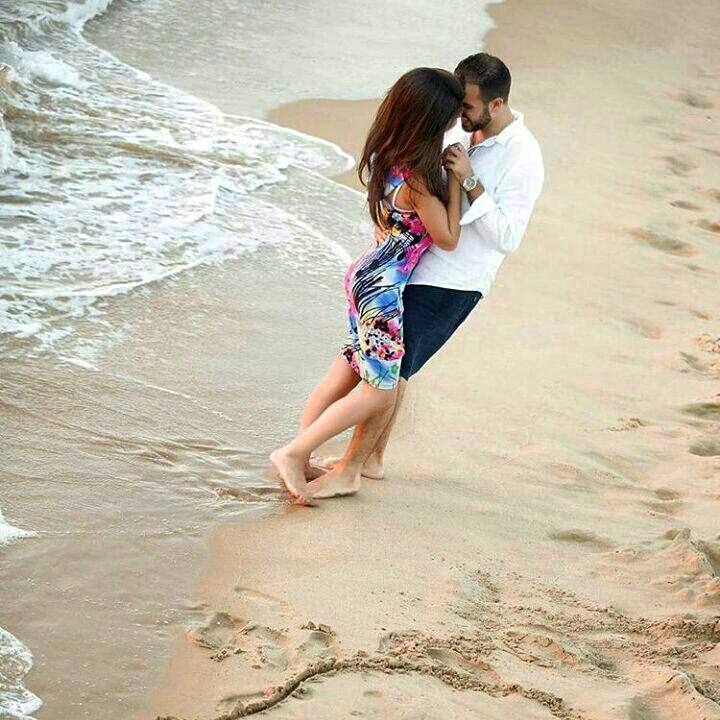 💕عشق زیبا💕: 🍃💞🍃بیـا دستـانم را در دسـت بڪَیردل بہ دریا بزنیـمبرویم یک ڪَوشه ی دورآنجا ڪه خلـوتی جـز آغـوشهمراهمـان نباشـد...#امیر_عب