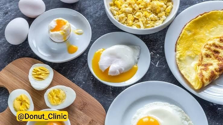 کلینیک تغذیه دونات: #خرافات_تغذیه_ای🥚 سالها به ما گفته میشد: «زرده تخممرغ کلسترول دارد، پس باید خیلی کم مصرف شود!»اما شواهد جدید تصویر کم