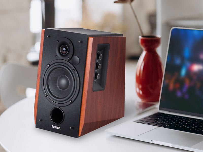 Продаются новые динамики Edifier R1700BT+