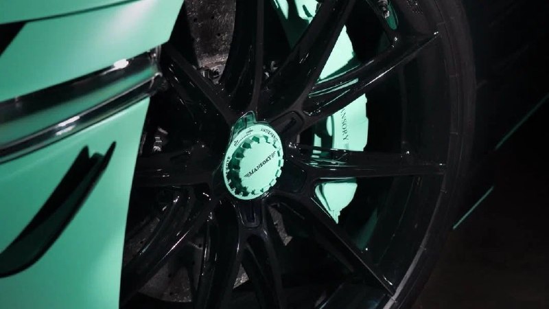Немецкое ателье Mansory доработало Ferrari 12Cilindri 3