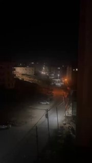 חלק מכוחות הכיבוש מסתערים על אזור המגורים של האוניברסיטה הערבית-אמריקאית בג'נין.
