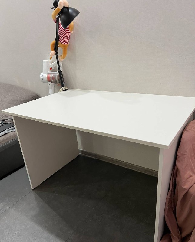 Продам стол